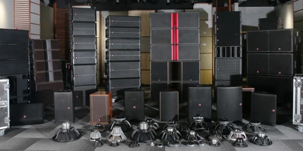 Speaker dan Perangkat Audio Lainnya yang Tersedia di Uni Pro Multi Perdana untuk Kebutuhan di Gereja